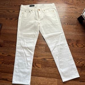 NWT. White cropped jeans. From J Crew size 28.